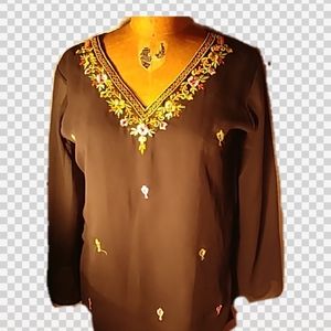 VTG blouse with great detailing